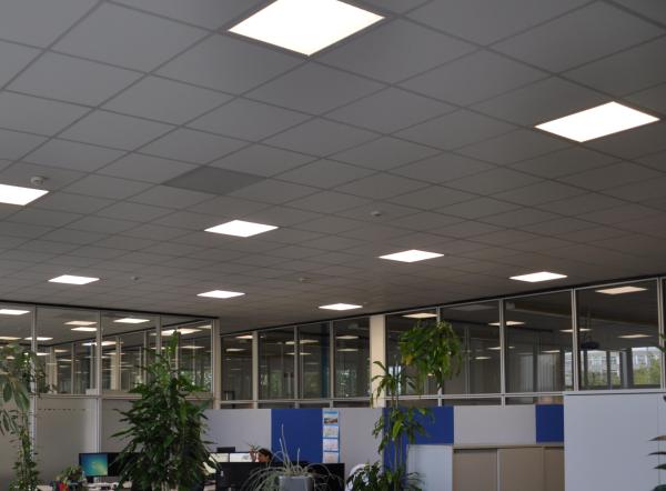 Lebendiges Licht in Büro und Besprechungsräumen: LED Einbauleuchten ECL-one made in Germany by AS LED Lighting