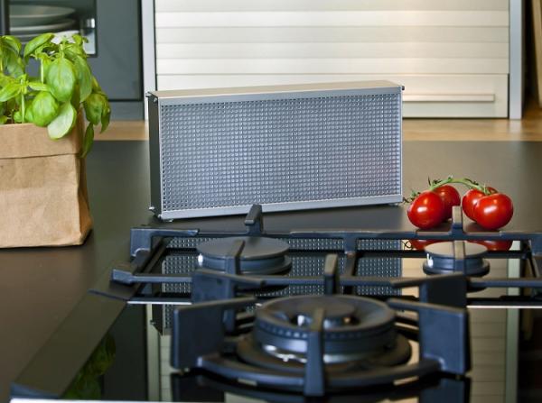 Küche und Kochen: Neuer Luftreiniger von Distelkamp-Electronic filtert Rest-Fettpartikel aus Küchendunst 