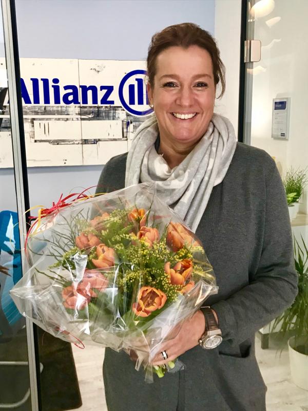 Bremer Versicherungsagentur Allianz Jens Schmidt wächst weiter / Neue Mitarbeiter verstärken den Kundenservice