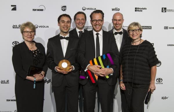 Leindotter- statt Erdöl: DAW-Projekt gewinnt bei den GreenTec Awards - CapaGeo-Familie wächst