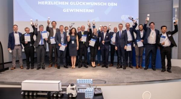 Telematik Award 2018: Wertvolle Pokale gingen an 13 glückliche Gewinner