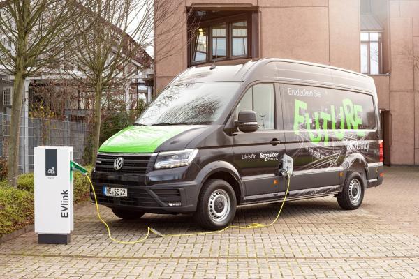 Schneider Electric setzt Zeichen für Elektromobilität