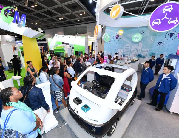 Von der AI-Kamera bis zu Smart City-Konzepten - HKTDC Hong Kong Electronics Fair und International ICT Expo