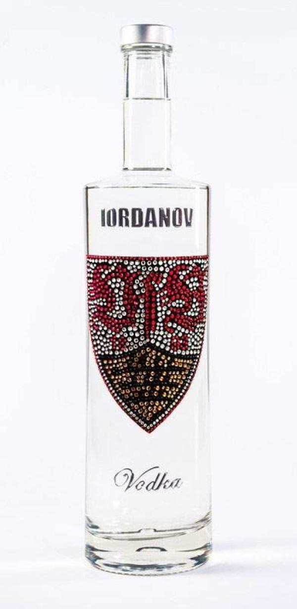 Iordanov Vodka VfB Stuttgart Edition mit Wappen aus ca. 1.400 funkelnden Kristallen