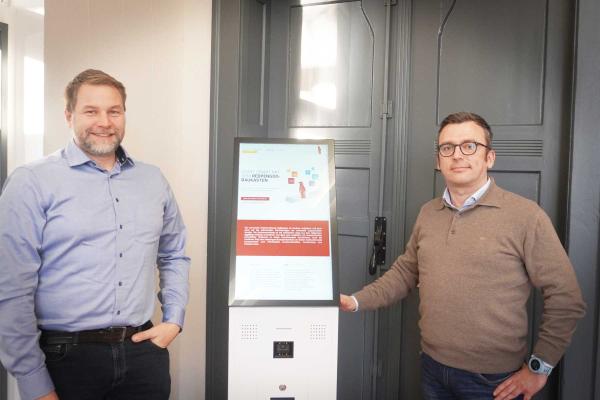 Dresdner Digital Signage Hersteller eKiosk bringt neue Software für digitales Besuchermanagement auf den Markt