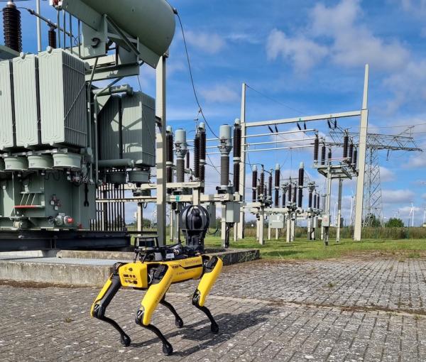 Digitalisierung für Arbeitssicherheit: Inspektionsroboter am Stromnetz von E.DIS in Mecklenburg-Vorpommern