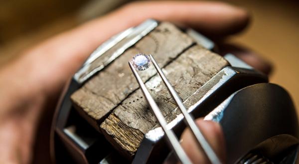 Hannes Kernert: Diamanten sind eine beständige Kapitalanlage 