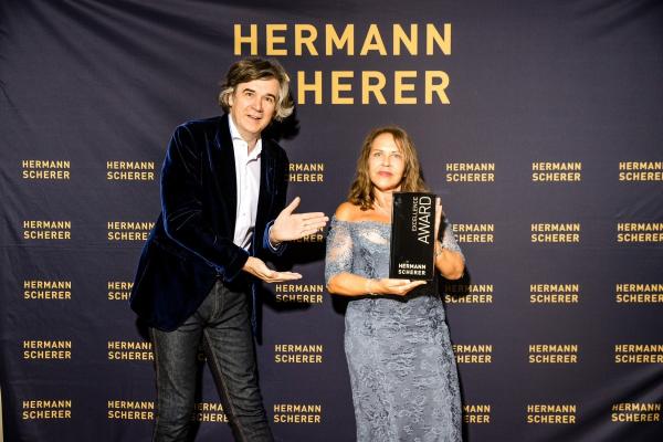 Buchautorin Birgit Möller holt Excellence Award in die Altmark