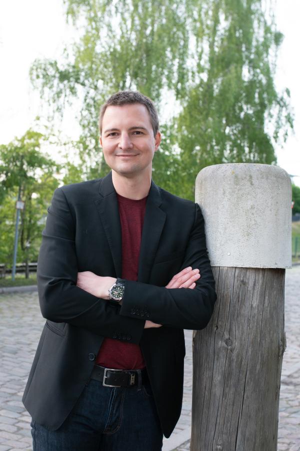 Lars Holger Engelhard als "Vordenker 2021" vom Handelsblatt ausgezeichnet