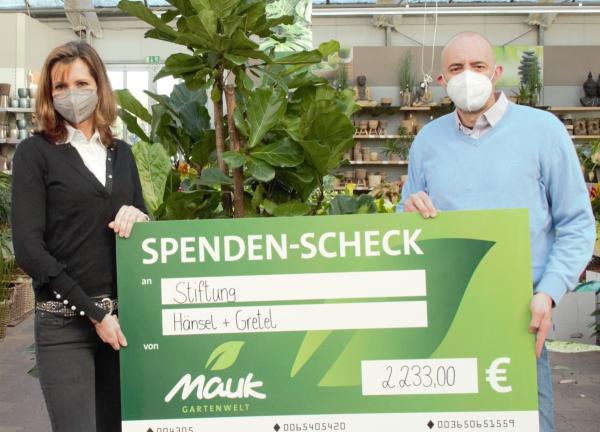 Mauk Gartenwelt spendet 2.233,- Euro an Deutsche Kinderschutzstiftung Hänsel+Gretel