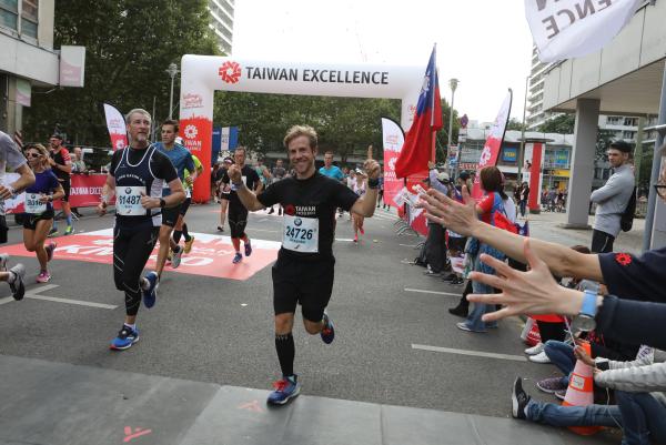 Taiwan Excellence beendet erfolgreich die Suche nach Läufern für den Berlin Marathon 