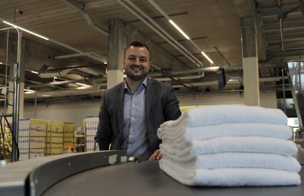 Housekeeping in Hotels nachhaltiger gestalten: Wäschereien setzen auf zertifiziertes Umweltmanagementsystem