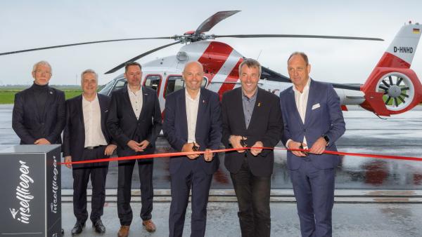 Neuer Hangar für Rettungsflüge in Norddeich eröffnet