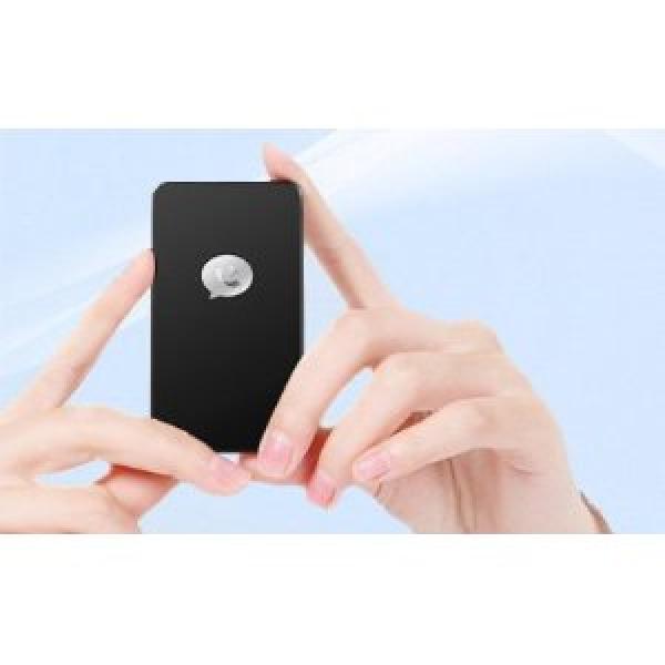 2-phones-in-1 stellen weltweit kleinsten Dualsim Online Adapter SocBlue A820 vor
