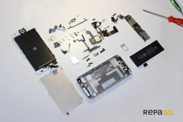 iPhone 5 mithilfe von Repago auseinander bauen & reparieren!