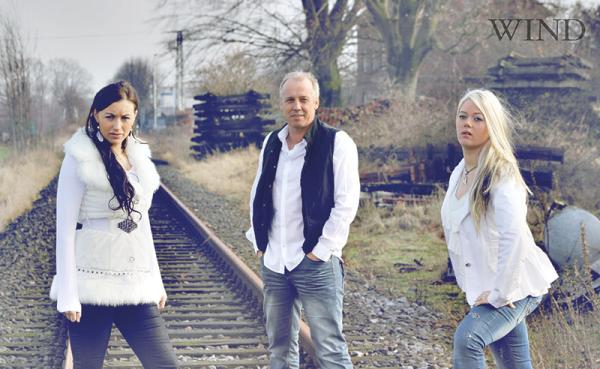 Schlagersängerin Lena-Marie Engel (24) ist ab März 2013 Mitglied der Gruppe WIND