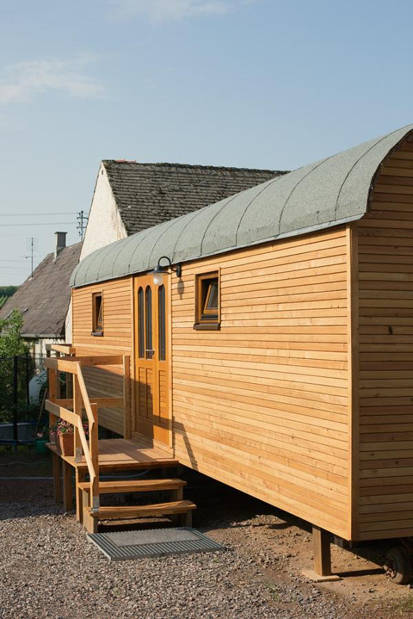 Urlaub im Zirkuswagen in der Pfalz