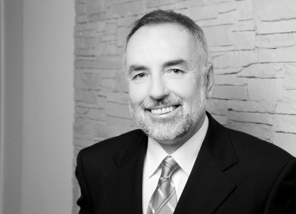 Stefan Böhm wird Partner bei Jack Russell Consulting