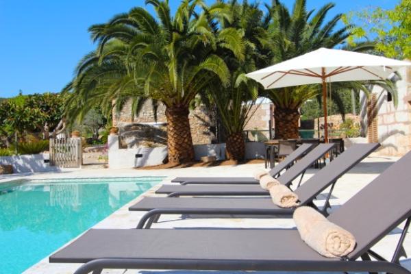 Ferienhäuser Mallorca rustikale, gemütliche Fincas mit Pool mieten