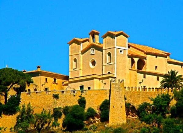 Finca mieten im Nordosten von Mallorca bei Arta