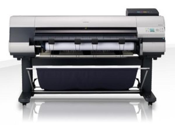 Moderner Plotter mit Höchstgeschwindigkeit, der Canon imageprograf iPF815 mit passendem Tintentank