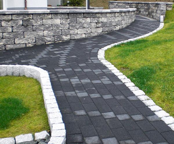 ZK-Gartenbau und Zaunbau jetzt in Velbert vor Ort