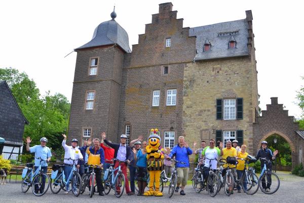 Gruppenausflugsprogramm der Landesgartenschau Zülpich 2014 mit E-Bike-Tour vorgestellt und getestet.