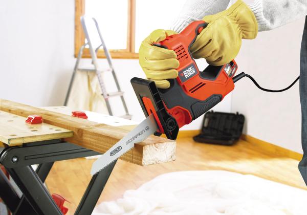 Einzigartig vielseitig: Neue 3-in-1-Elektrosäge von Black & Decker
