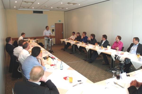 Social Media Monitoring gehört nicht zwingend ins Marketing.