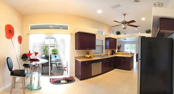 Ferienwohnungen in Florida mieten: hoher Standard zu Top-Preisen mit online Buchungsmöglichkeit.