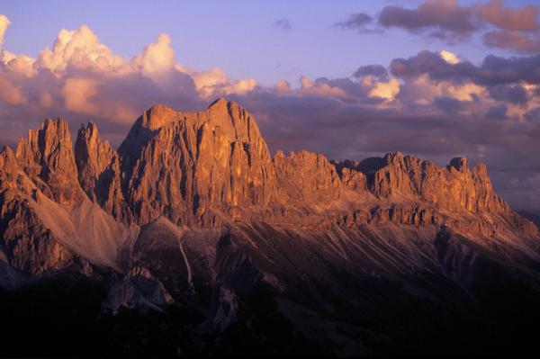 Den goldenen Südtiroler Herbst in den Dolomiten erleben und genießen