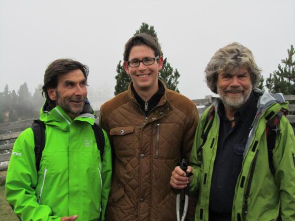 MHMK-Journalistikstudent beim Berg-Gipfel
