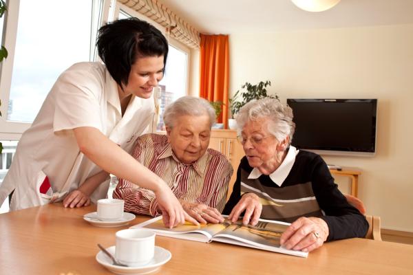 Hervorragendes Abschneiden von K&S Seniorenresidenzen in bundesweiter Pflegestudie