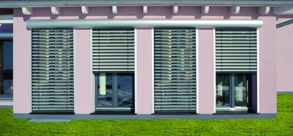 Rolladen, Raffstore & Co. – das Türen-Fenster-Portal hilft, den richtigen Sonnenschutz zu finden