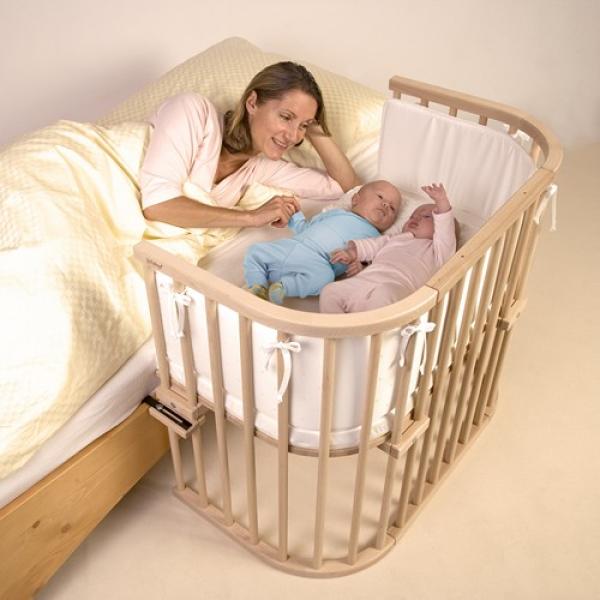 Babybay maxi – in diesem Beistellbett liegt Ihr Baby richtig. Bei Ihnen direkt am eigenen Bett.