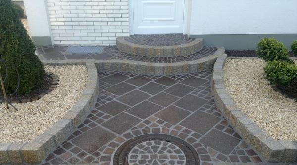 Baumfällung - - Gartengestaltung