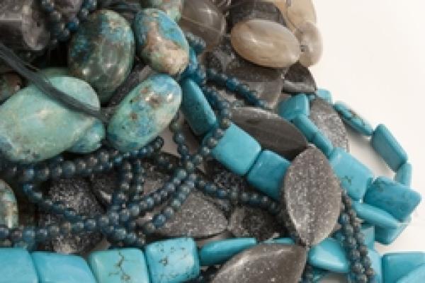 Das wirksamste Geschenk - Edelsteinschmuck 