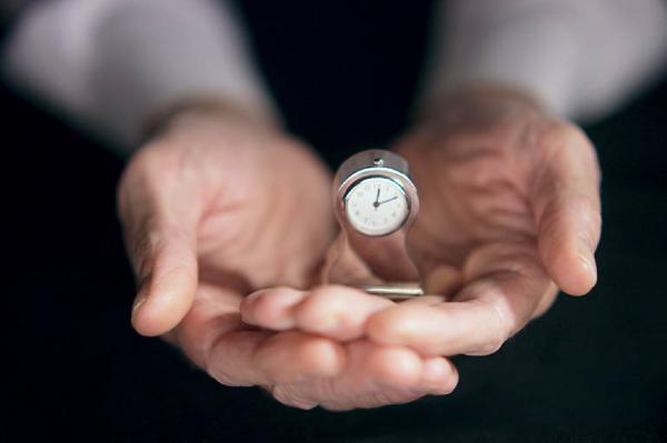 Rund um die Uhr telefonisch erreichbar – und trotzdem ab 17 Uhr Feierabend