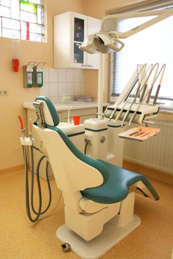 Muskelschmerzen, Tinnitus, Kopf- und Nackenschmerzen können viele Ursachen haben