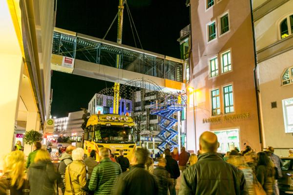 SeybandGruppe errichtet gläsernen Steg in Kemptens City