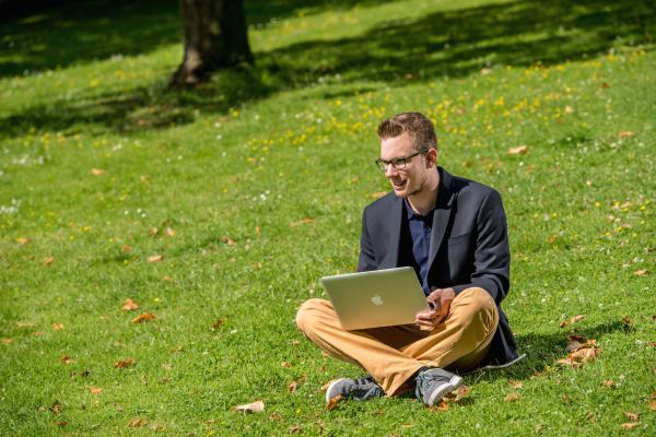 Neue Veranstaltungsreihe "Unternehmen online"