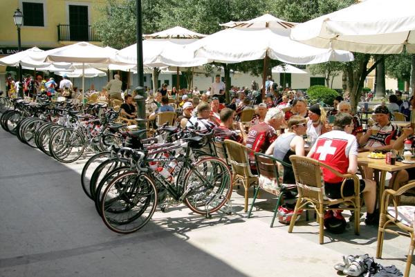 Mallorca-Radrundfahrt im goldenen Oktober