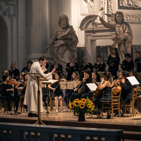 Jubiläums-Benefizkonzert mit Werken von Mozart und Händel in der Theatinerkirche München