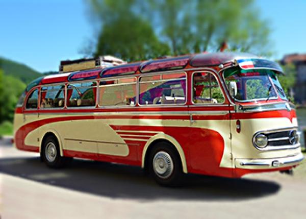 Die Oldtimervermietung Stern erweitert sein Geschäftsfeld: Hochzeitsautos mieten