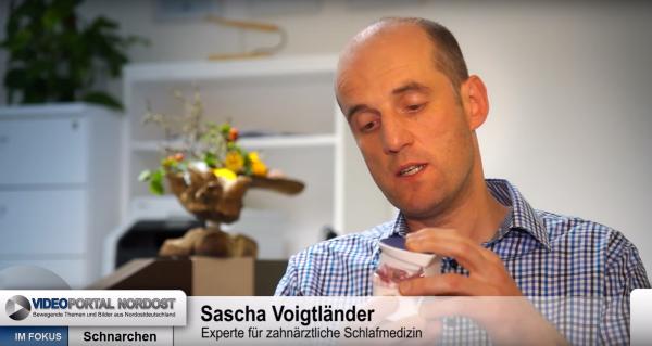 Ein Zahnarzt aus Neubrandenburg bietet Lösungen für Probleme mit Schnarchen und Schlafapnoe