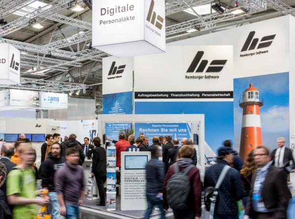 Zukunft Personal: HS präsentiert Software zur Digitalisierung von HR-Prozessen