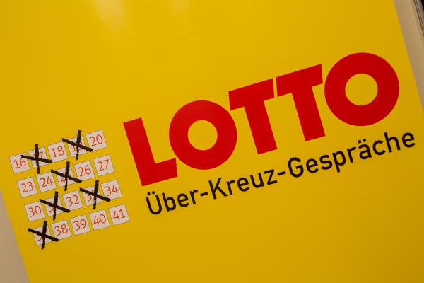 Lotto Deutschland etabliert die neue politische Veranstaltungsreihe "Lotto Über-Kreuz-Gespräche" 