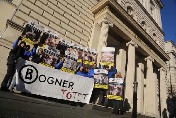 Tierschützer kämpfen vor dem Landgericht Bonn für die Meinungsfreiheit 