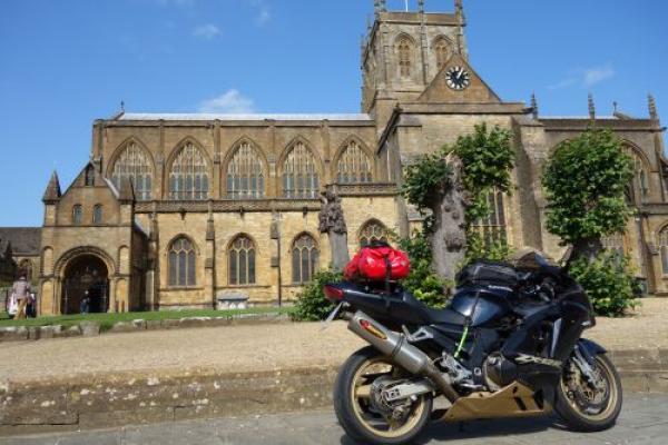 Für jeden die richtige Route - Motorradreisen durch England und Wales
