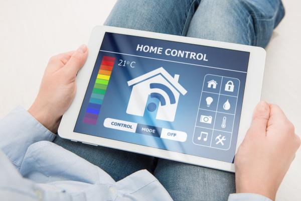 Die wahren Helden der Smart Home Steuerung - wer hat die Kontrolle?